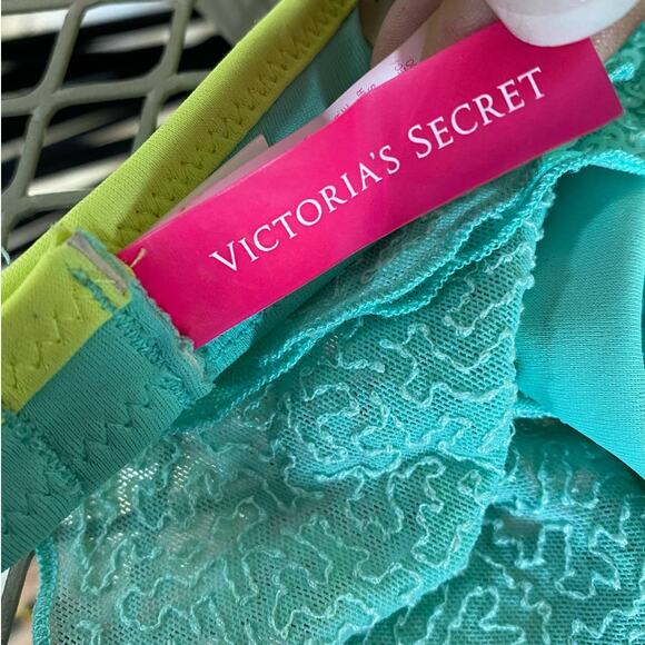 Victoria's Secret Aqua Green Sequin Halter Bikini Top SZ Small Swimwear Beach - Picture 8 of 10